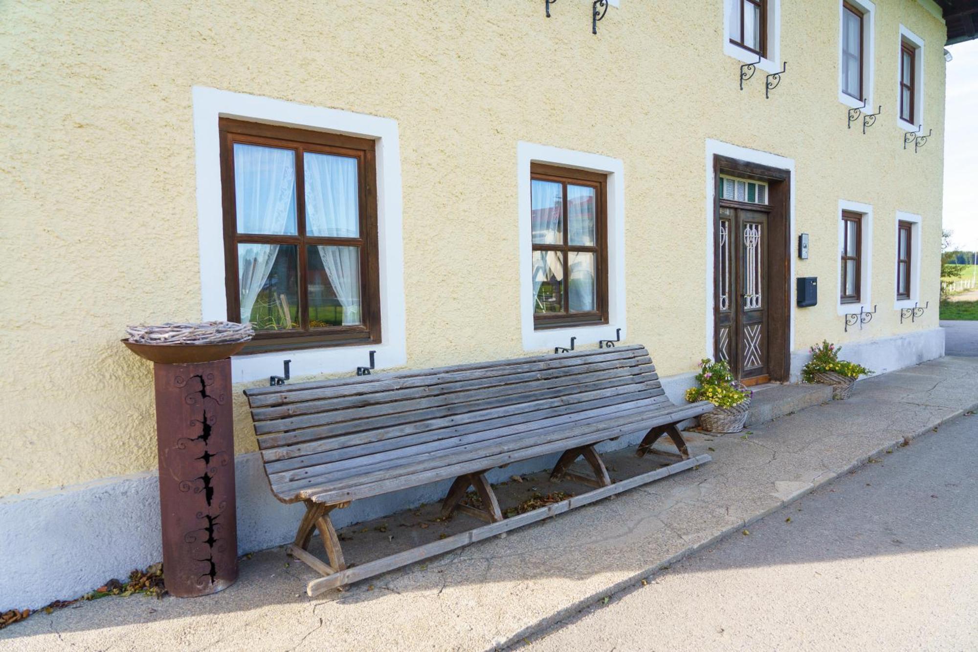 Private Farmhouse Escape - Ideal For Up To 8 Guests Seeham Exterior photo